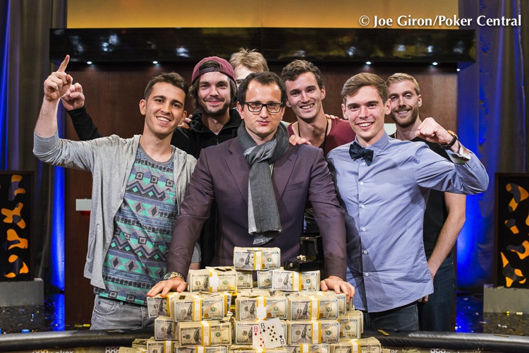 Rainer Kempe após a vitória no Super High Roller Bowl