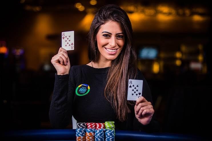 Vivian Saliba no Team 888poker