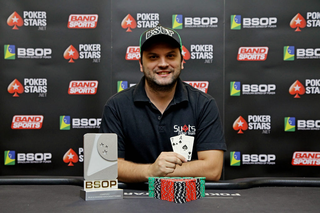 Campeão 6-Handed Turbo Knockout Saulo Sabioni