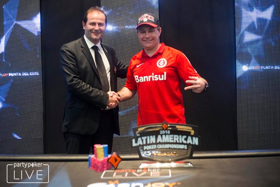 Amauri Grutka campeão do Main Event do LAPC Uruguai