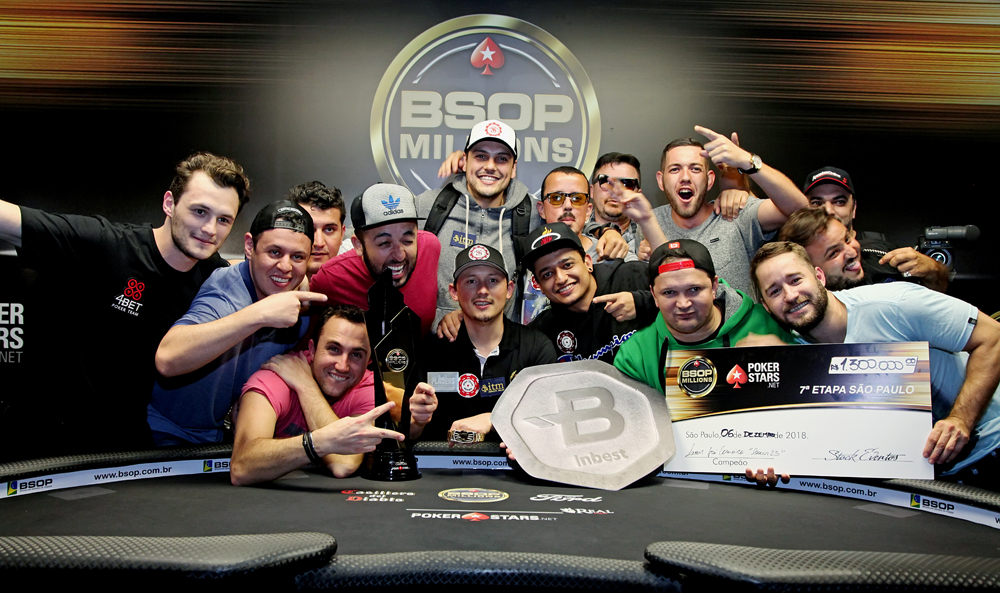 Leocir Carneiro e torcida - Campeão Main Event BSOP Millions