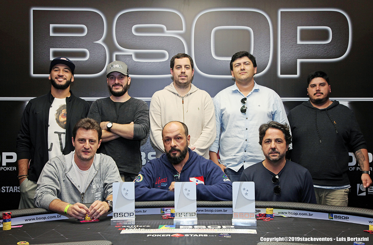 Mesa final do Freezeout Knockout do BSOP São Paulo