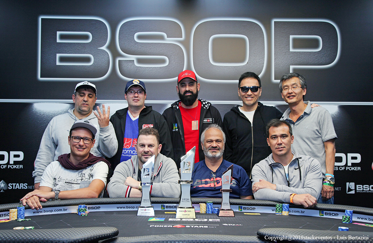 Mesa final do High Roller do BSOP Rio Quente