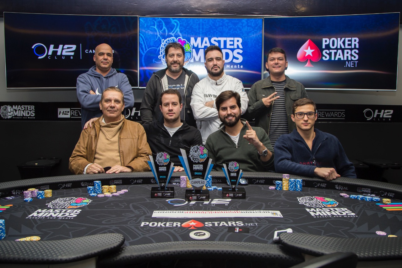 Mesa final do Pot-Limit Omaha do MasterMinds 12