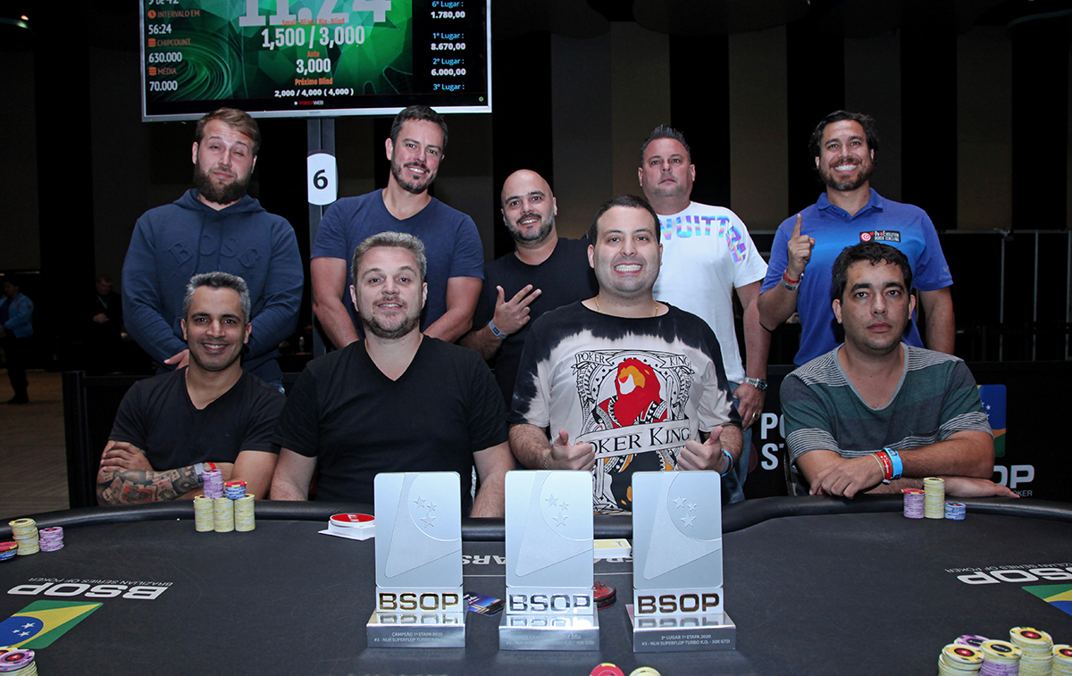 Mesa final do SuperFlop do BSOP Brasília