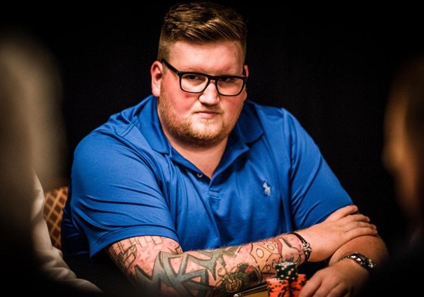 Ashley Locker tem uma jovem carreira no poker (Foto: The Scarborough News)