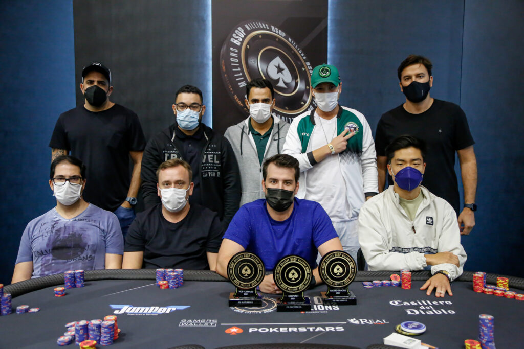 Mesa final do TURBO K.O. do BSOP Millions