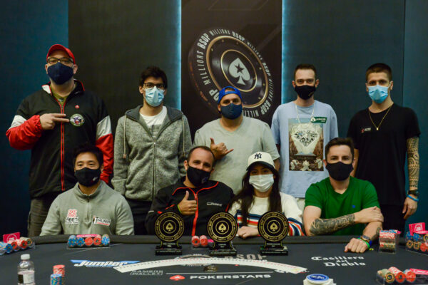 Mesa final do Mini Millions Freezeout