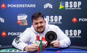 Gabriel Medeiros levou mais um troféu do BSOP Winter Millions