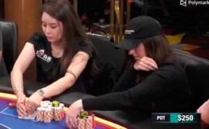 A mão no Hustler Casino Live gerou uma reação de espanto na mesa toda