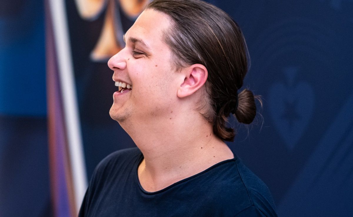 Niklas Astedt brilhou nos feltros virtuais do PokerStars