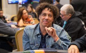 Julio Belluscio assumiu a liderança do chip count geral