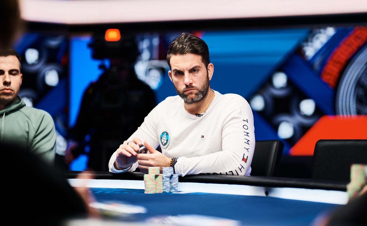 Georgios Tsouloftas tem um grande stack no Main Event do EPT Chipre