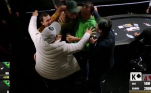 Leandro Zavodini comemorou a histórica vitória (Foto: Reprodução/Twitch)