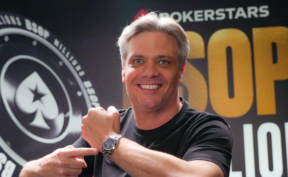 Paulo Joanello, campeão do ranking High Roller do BSOP