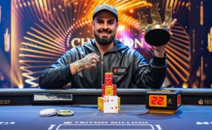 Alejandro Lococo fez história nessa segunda-feira na WSOP Paradise (Foto: Joe Giron/Triton Poker)