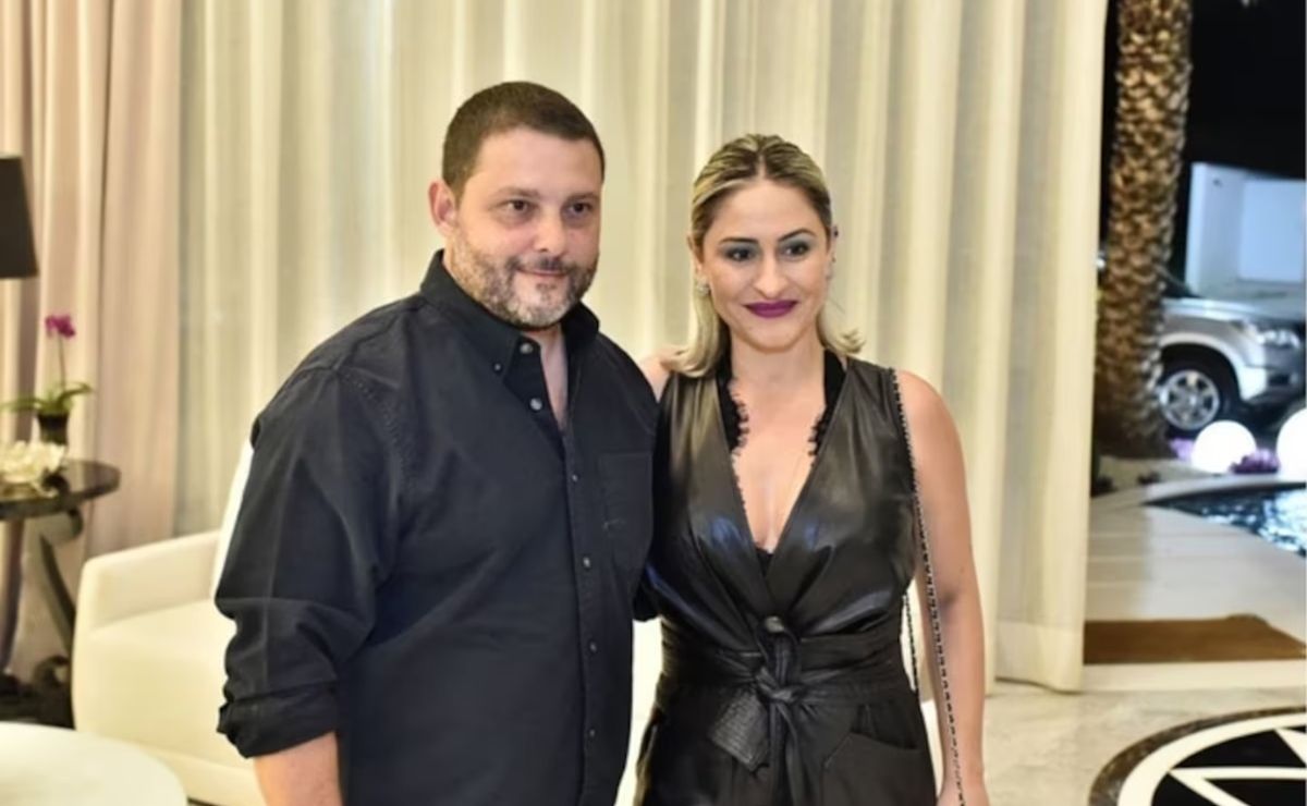 André Feldman e Juliana Alves Feldman não resistiram (Foto: Reprodução/Redes sociais)