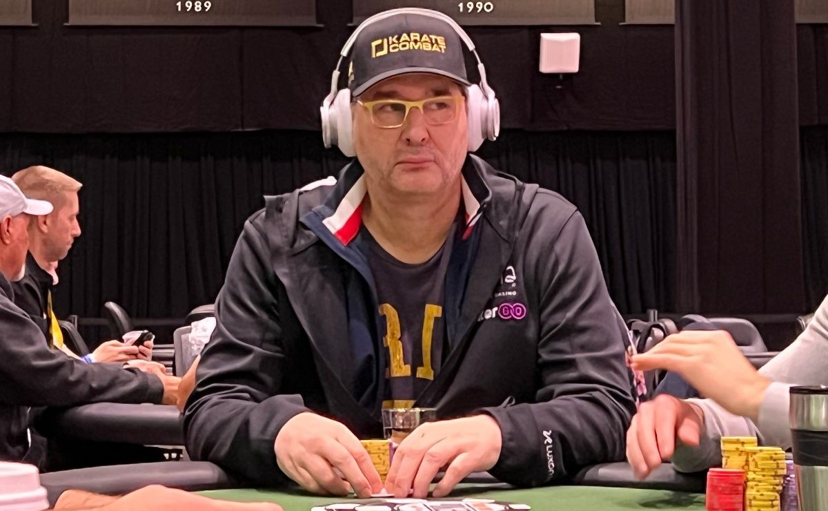 Phil Hellmuth não estará no principal torneio do poker em 2025