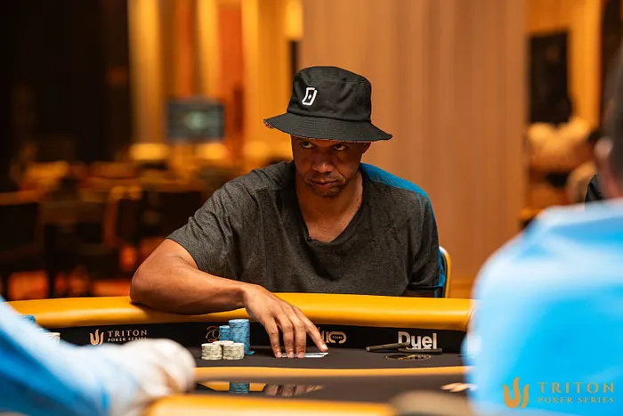 Phil Ivey pula na lança em all-in quádruplo insano na Triton Jeju II