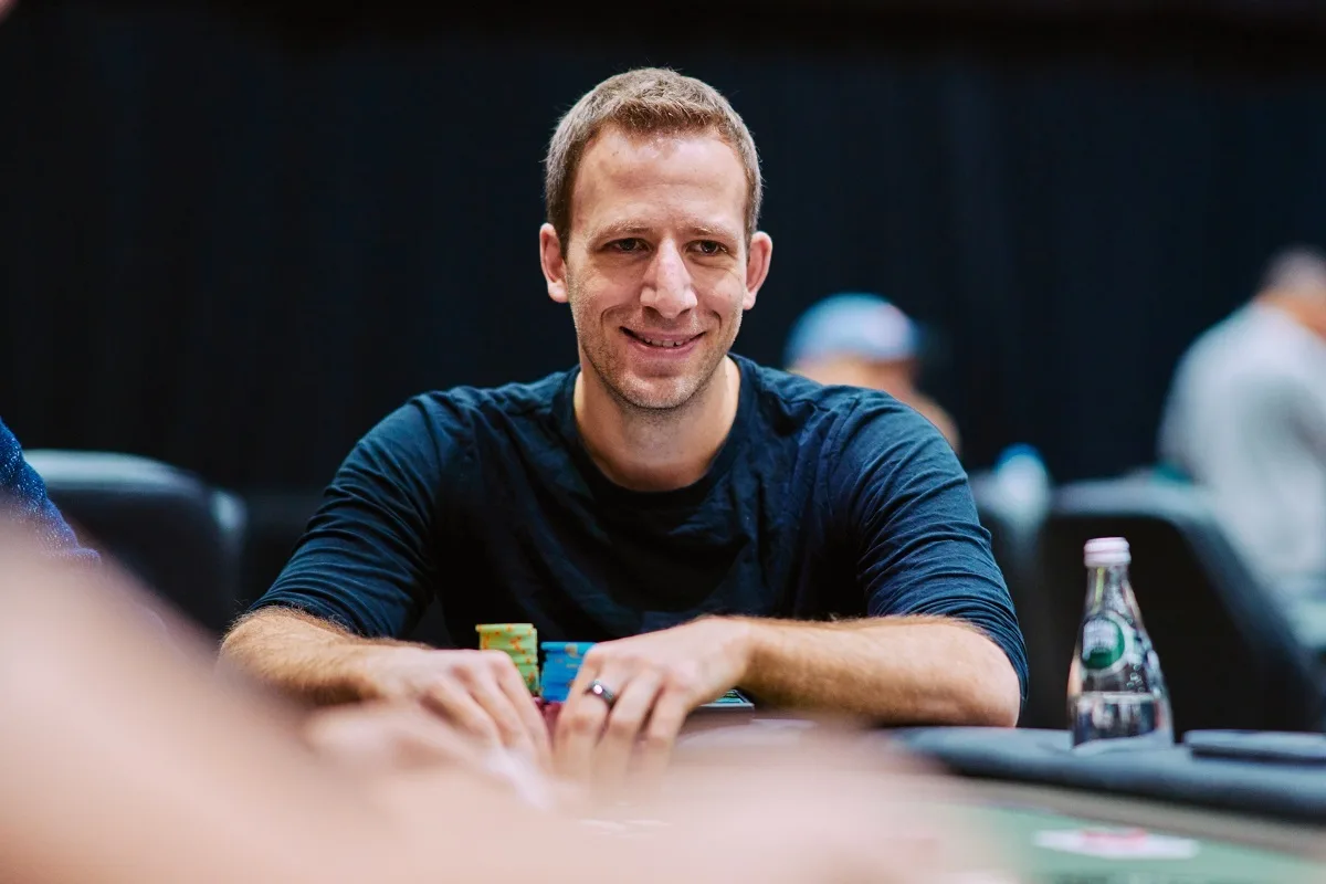 Benny Glaser vence dois torneios em um dia e estende recorde no WCOOP