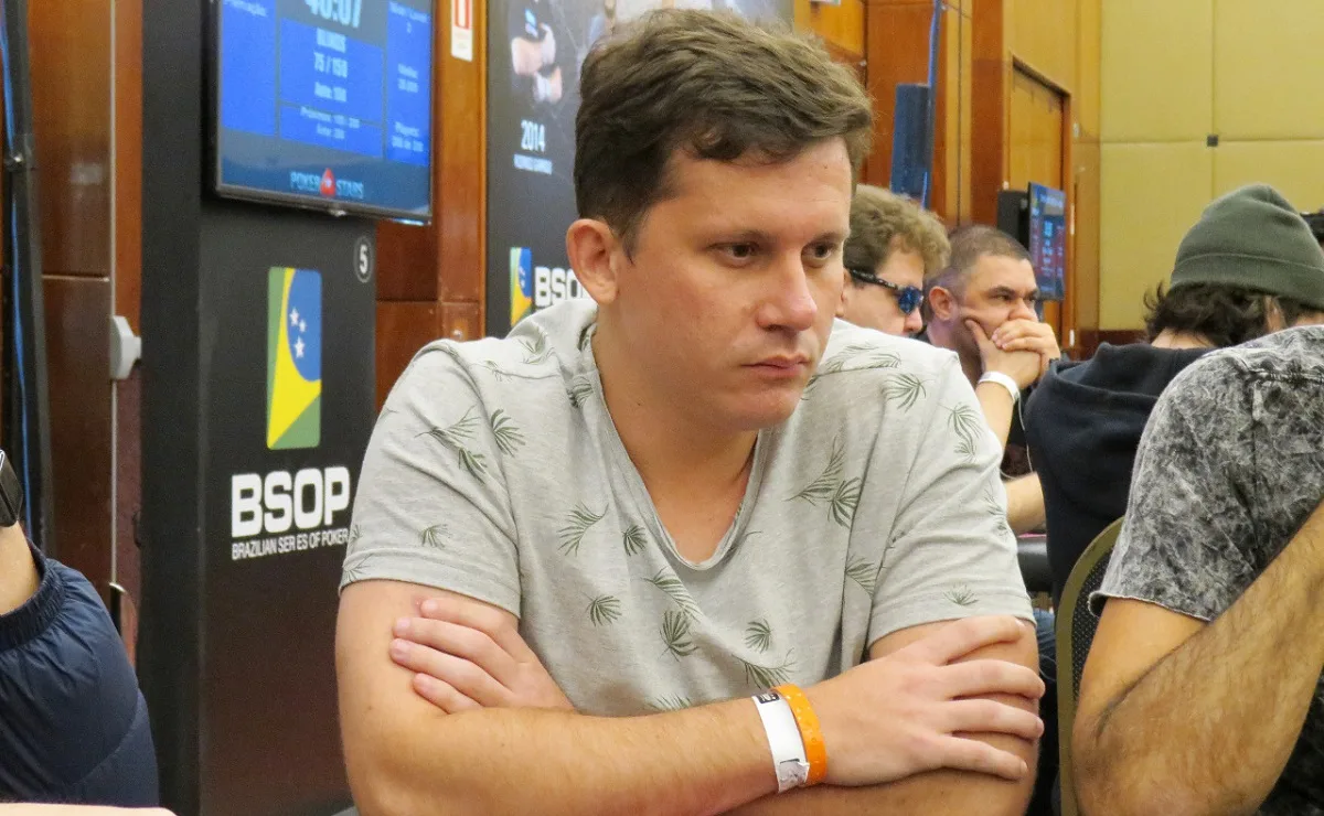 Guilherme Biazutti fatura o Ultra Stack Rush da quarta-feira no GGPoker