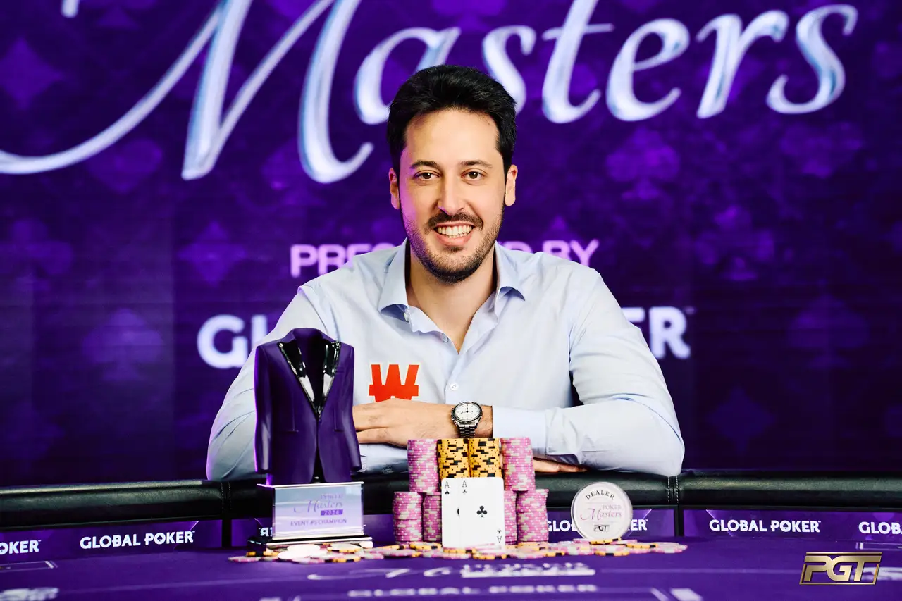 Adrian Mateos supera três bolhas e conquista título no Poker Masters