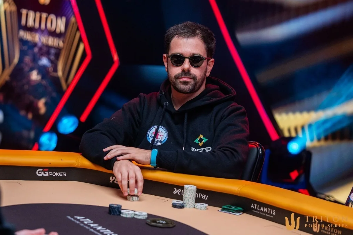 Felipe Boianovsky avança entre os líderes à FT do GGMillion$