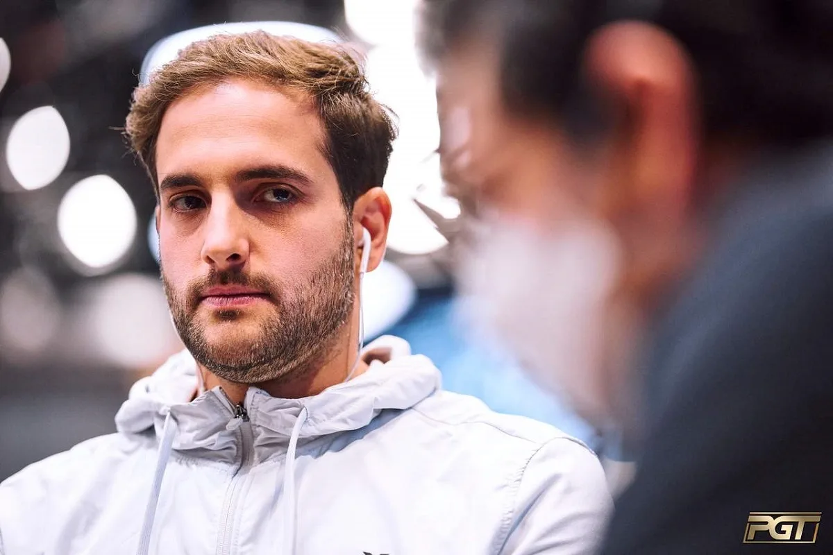 João Simão avança no Dia 1 do Super High Roller Bowl PLO